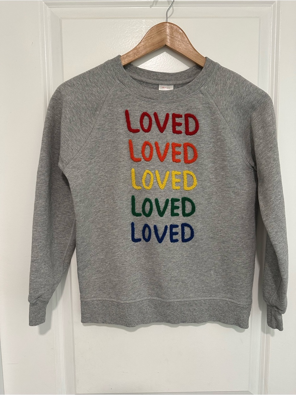 Hanna Andersson LOVED Gray Long Sleeve Sweatshirt Crew Neck Unisex Size 10